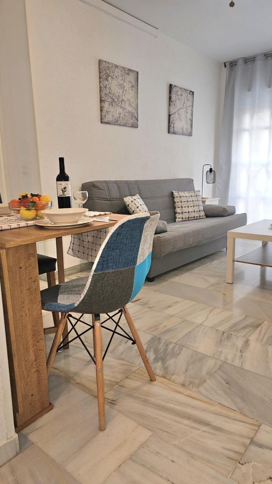 Ideal Holiday Apartment One Bedroom City Center Malaga Exterior photo